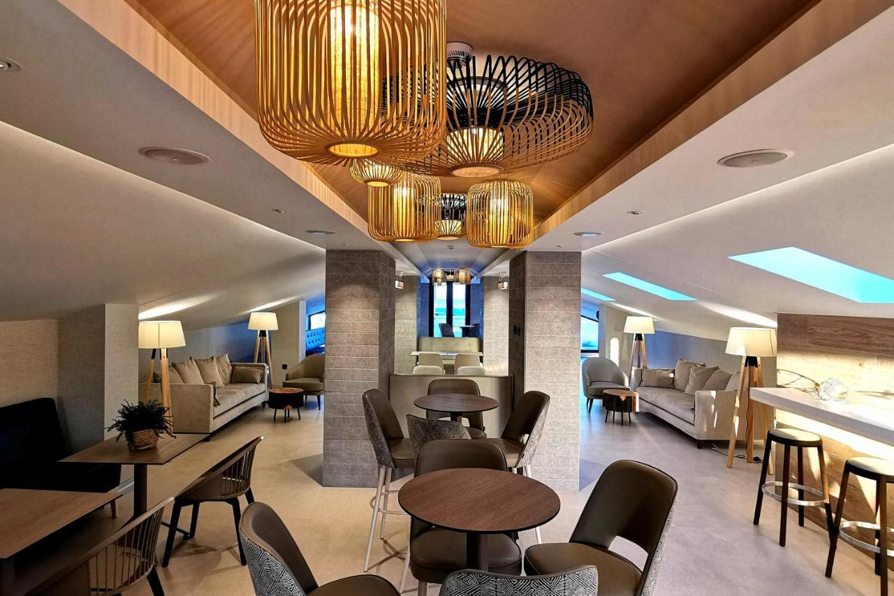 Aparthotel Acuazul 4*
